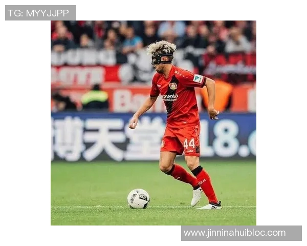 多特蒙德与勒沃库森关注利兹联16岁中场新星萨姆阿尔克 多特蒙德与勒沃库森关注利兹联16岁中场新星萨姆阿尔克