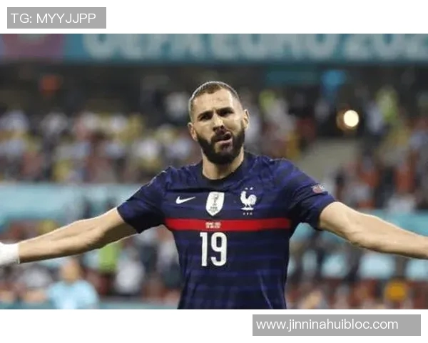 罗滕力挺本泽马和格列兹曼重返国家队两位名宿却持反对意见