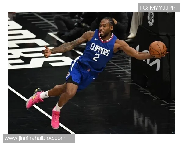 莱昂纳德一年内两度压哨绝杀追平NBA传奇球星成现役第九人