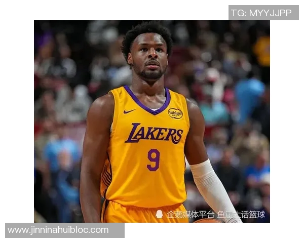 名嘴点评布朗尼实力超越次轮末水平批评利用他打压黑老詹的人应感羞愧