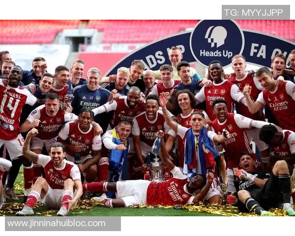 本赛季欧冠年长球员榜单揭晓帕斯维尔领衔诺伊尔莱万紧随其后