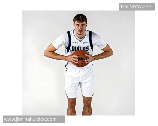 弗拉格单场30分创纪录成第二年轻球员仅次于詹姆斯35分更年轻